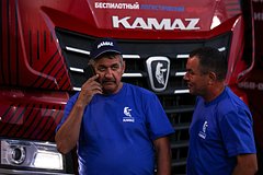 Добившийся подорожания иномарок «КамАЗ» похвастался финансовыми рекордами
