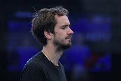 Медведев проиграл Джоковичу в финале US Open