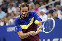 Медведев вышел в третий круг US Open