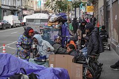 Бездомных в США стало рекордно много