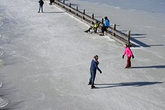 Россиянам предложили альтернативы фитнесу зимой