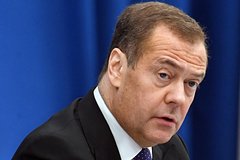 Медведев отреагировал на критику Шольцем и Сунаком интервью Путина